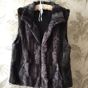Cejon Faux Fur Vest